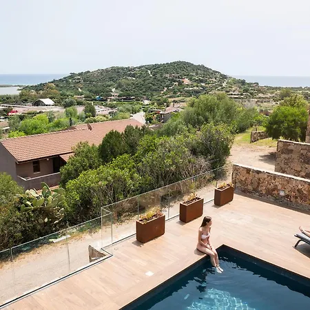 Lux Palma, Villa Chia