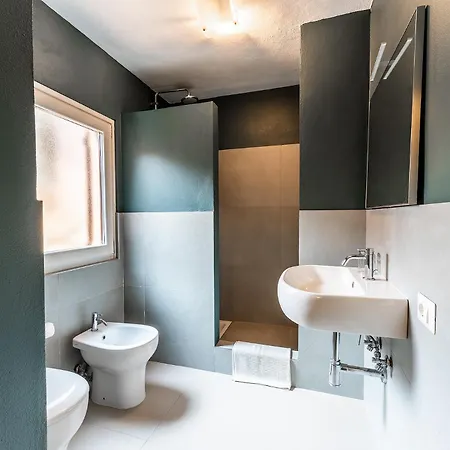 Lux Villa Palma, Chia Villa Chia